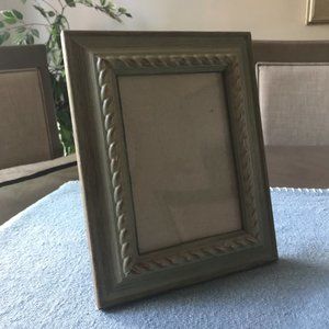 8" x 10" Distressed Green Frame
